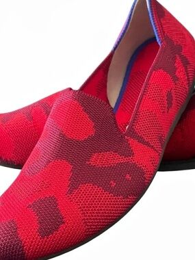 Rothy’s Red Camo Loafer - NIB - Size 6.5 MSRP $165